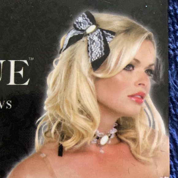 Choker & Hair Bow set - Picture 6 of 7